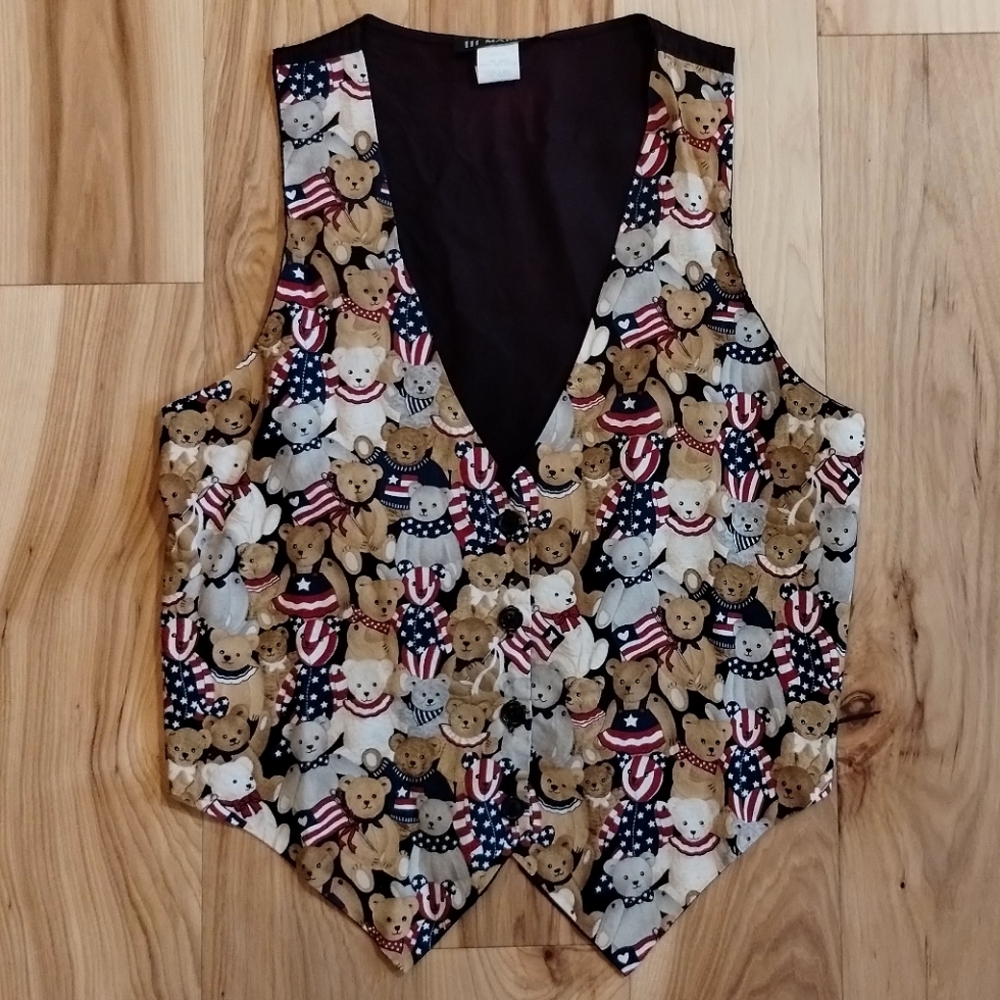 111 Main vintage 90's patriotic teddy bear riding vest
